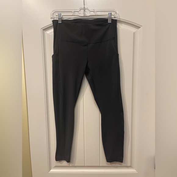 Women’s workout Athleta leggings - Picture 4 of 6